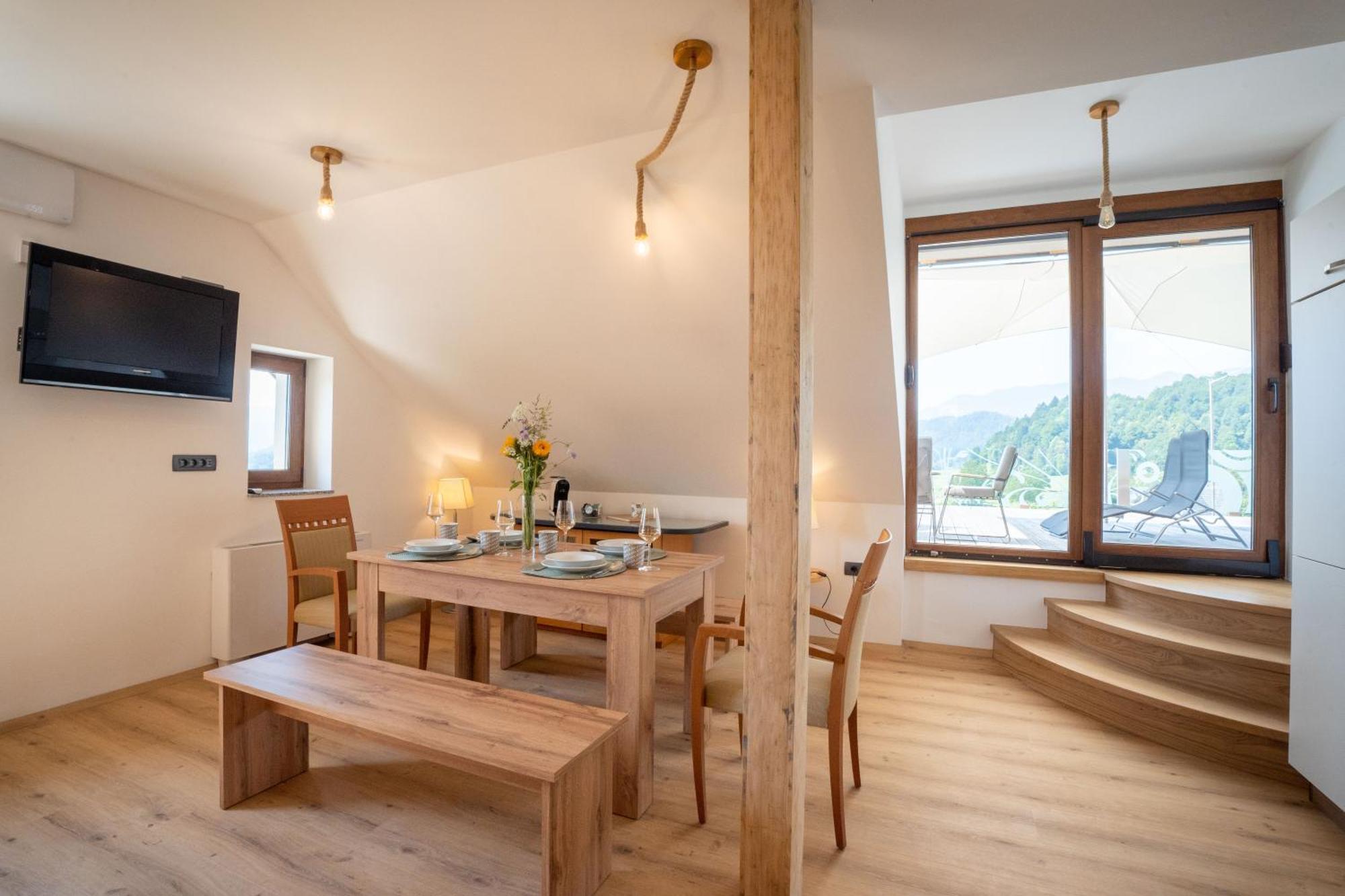Aparthotel Hom At Vintgar Zgornje Gorje Habitación foto
